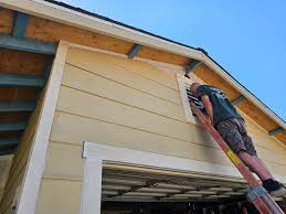 Best Custom Trim and Detailing for Siding  in Briarcliff, TX